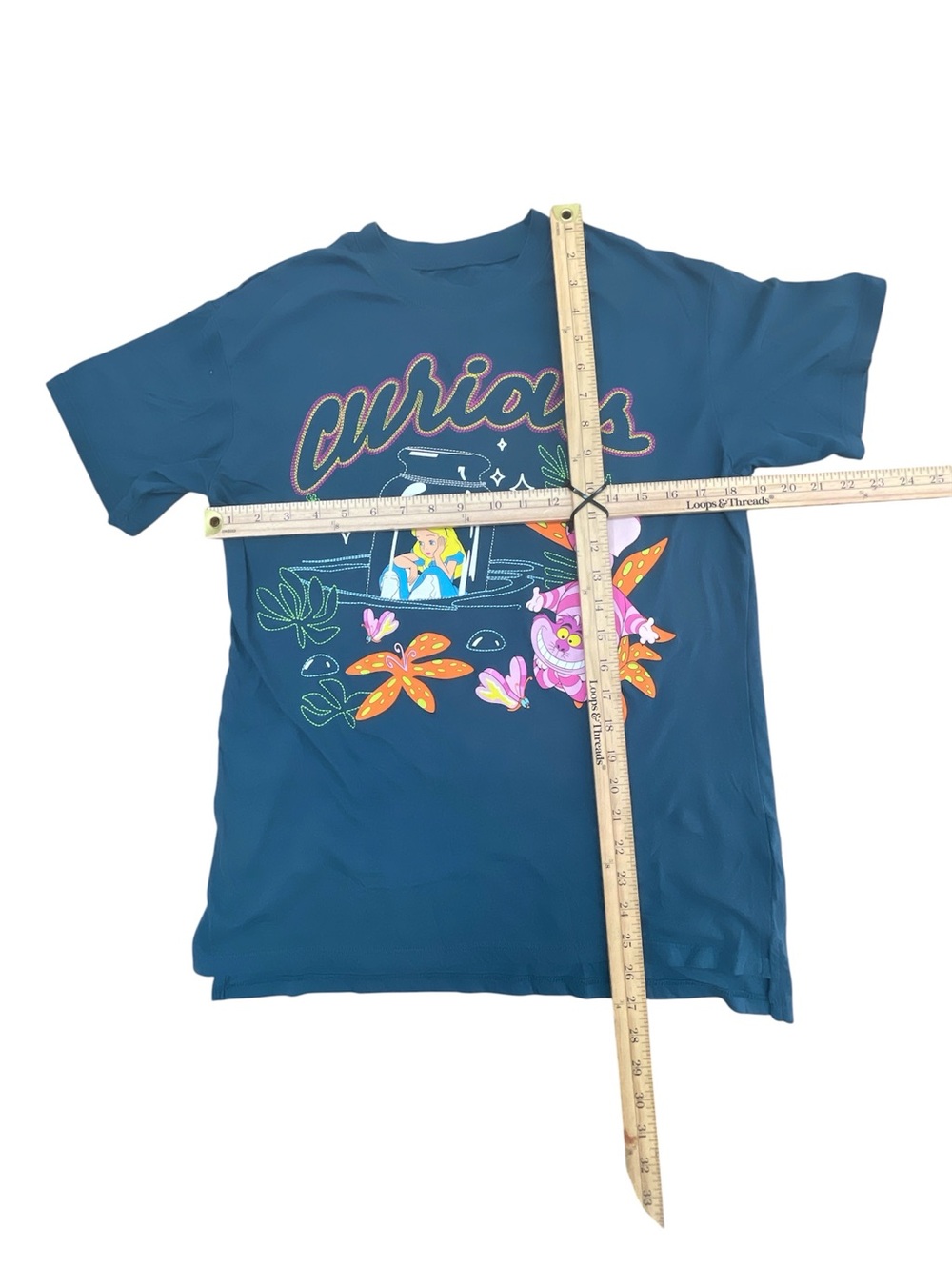 Disney Alice in Wonderland  T- Shirt Curious Women's Size XS (0-2) - Picture 4 of 9